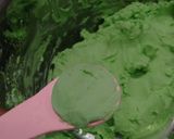 Foto langkah ke 3 dari resep Caterpillar Cookies.