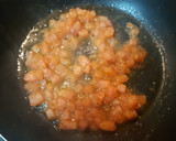 Foto del paso 6 de la receta: Salmón con costra de kikos y salsa de langostinos