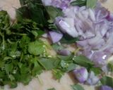 காலை உணவு.  பொருள். தக்காளி.    தக்காளி தோசை (Thakkali dosai recipe in tamil) ரெசிபி ஸ்டேப் 4 புகைப்படம்