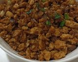 Foto langkah ke 4 dari resep Tumis Ayam Jamur Ebi (Isian untuk Bacang).