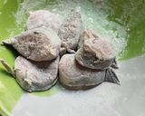 รูปขั้นตอนการทำที่ 1 ของ ผัดเผ็ดปลาดุกทอด