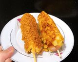 Hình bước làm 5 của món Hot dog xúc xích Hàn Quốc