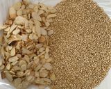 A picture of step 2 of Quinoa and almonds brittle.