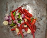 Foto langkah ke 2 dari resep Sambal Pecak Khas Betawi (Ikan Nila).
