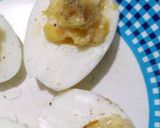 A picture of step 3 of Devil Egg one bite.