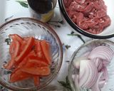 Foto del paso 2 de la receta: Yuquitas rellenas con Lomo Saltado🇵🇪
