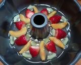 Foto del paso 3 de la receta: Torta gelatina con frutas 🍌🍓🍈😋