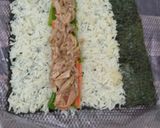 Foto langkah ke 3 dari resep Sushi roll ala rumahan (Norimaki Sushi).