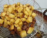 Foto langkah ke 2 dari resep Sambal goreng kentang dan hati.