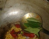 ஸ்டப்புடு நட்ஸ் தேங்காய் சாதம் ரெசிபி ஸ்டேப் 3 புகைப்படம்