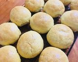 Hình bước làm 5 của món Bánh mì dứa Hồng Kông (Hong Kong pineapple buns)