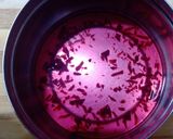 A picture of step 4 of Pink lime juice.