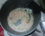 Foto langkah ke 6 dari resep Bubur Udang Buncis.
