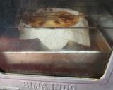 Foto langkah ke 5 dari resep Burnt Cheese Cake.