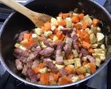 Une image de l'étape 14 de Soupe de carottes, panais et navets au lard.