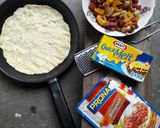 Foto langkah ke 5 dari resep Pizza Homemade.