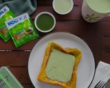 Foto langkah ke 6 dari resep Matcha Lava Toast.