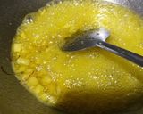 Pineapple शिरा (Pineapple sheera recipe in marathi) रेसिपी स्टेप 3 फोटो 