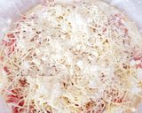 Une image de l'étape 7 de Tarte moelleuse aux lardons fumés râpé de jambon, crème fraîche.