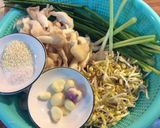 Hình bước làm 1 của món Nấm đông cô, giá xào"không người lái"