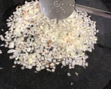Foto del paso 7 de la receta: Fideuà de pato con dátiles y setas Portobello