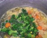 Foto langkah ke 2 dari resep Sup Sayur Simple.
