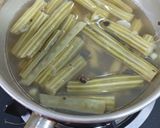 Foto langkah ke 5 dari resep Sayur Bening Klentang/Buah Kelor.