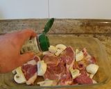 Foto del paso 3 de la receta: Cordero al horno con champiñones