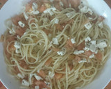 Foto del paso 3 de la receta: Espaguetis con queso fresco, tomate y albahaca