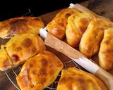 Foto del paso 12 de la receta: Empanadillas chilenas, versión con carne picada {en panificadora