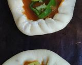 صورة لخطوة 13 من وصفة بيتزا 🍕 بعجينة سحرية 🔥🔥