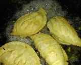 A picture of step 9 of Paan and gulkand Gujiya.
