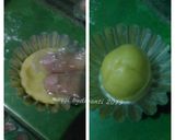 Foto langkah ke 7 dari resep Pie Coklat Buah Naga.