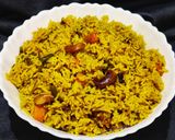 A picture of step 6 of Maharashtrian style masala bhaat.