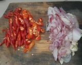 Foto langkah ke 1 dari resep Sayur labu ayam kuah santan.