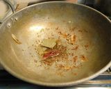 A picture of step 4 of Palak Panneer.