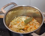 Foto del paso 2 de la receta: Sopa de repollo