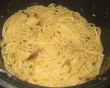 Foto del paso 4 de la receta: Espaguetis con sardinas
