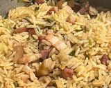 Foto del paso 6 de la receta: Arroz con piñones (de pino)