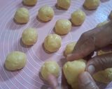 Foto langkah ke 3 dari resep Bolen Pisang Coklat.