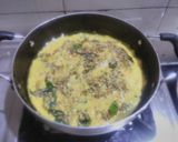 A picture of step 10 of Instant suji pan handva.
