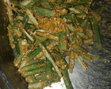 कुरकुरी भिंडी (Kurkuri Bhindi recipe in Hindi) रेसिपी चरण 2 फोटो
