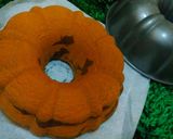Foto langkah ke 5 dari resep Marble Cake Jadul ala Pak Sahak Pribadi.