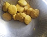 A picture of step 4 of Fruit dal dhokli.