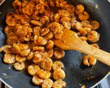 Foto del paso 5 de la receta: Camarones a la salsa barbacoa
