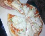 A picture of step 8 of Chicken Macaroni pizza.