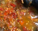 Foto langkah ke 5 dari resep Sambel pecak ikan nila goreng.