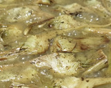Foto del paso 5 de la receta: Alcachofas con almejas en salsa verde