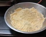 A picture of step 1 of Kathiyavadi Tikha Gathiya.