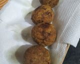 A picture of step 3 of Shahi cauliflower kofta curry.